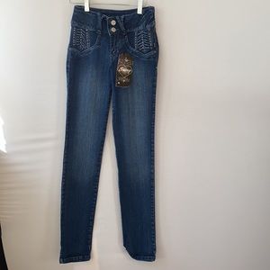 NWT STING BUTT LIFTING JEANS